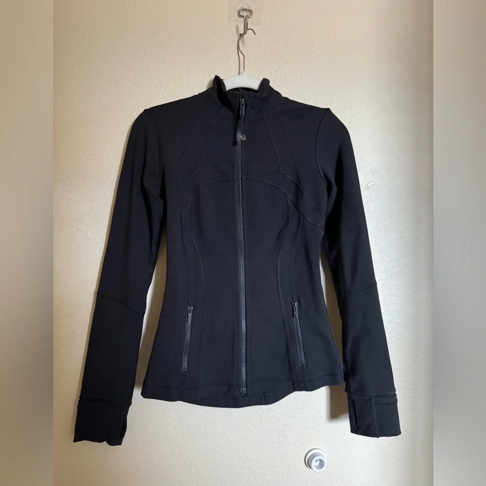 lululemon athletica excellent used